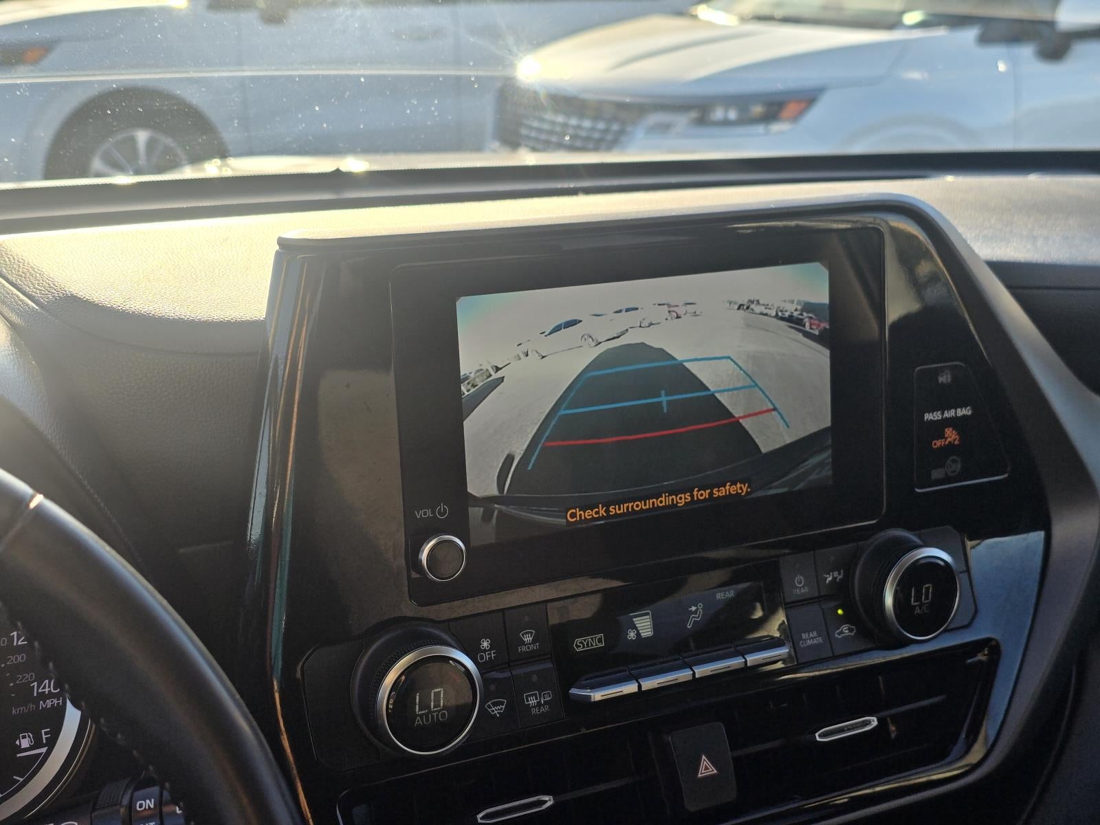 2023 Toyota Highlander LE