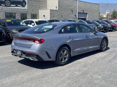 2022 Kia K5 LXS