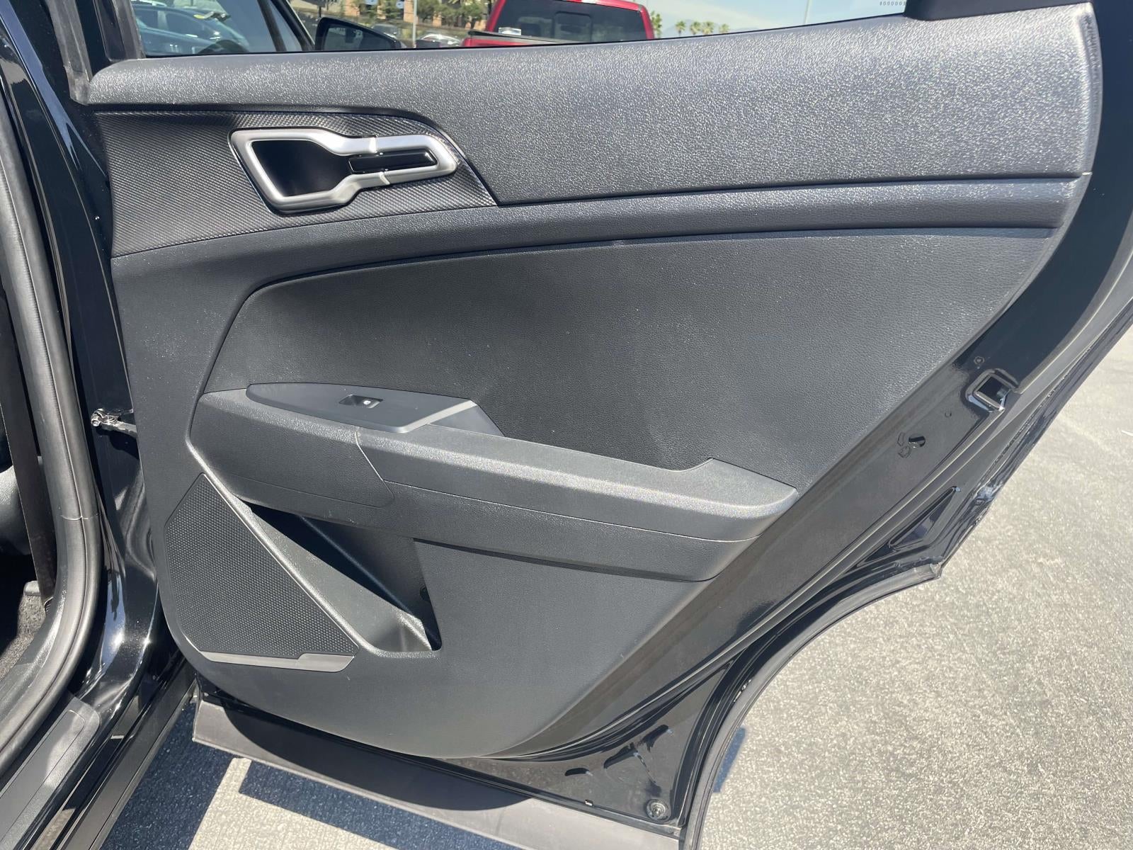 2025 Kia Sportage LX