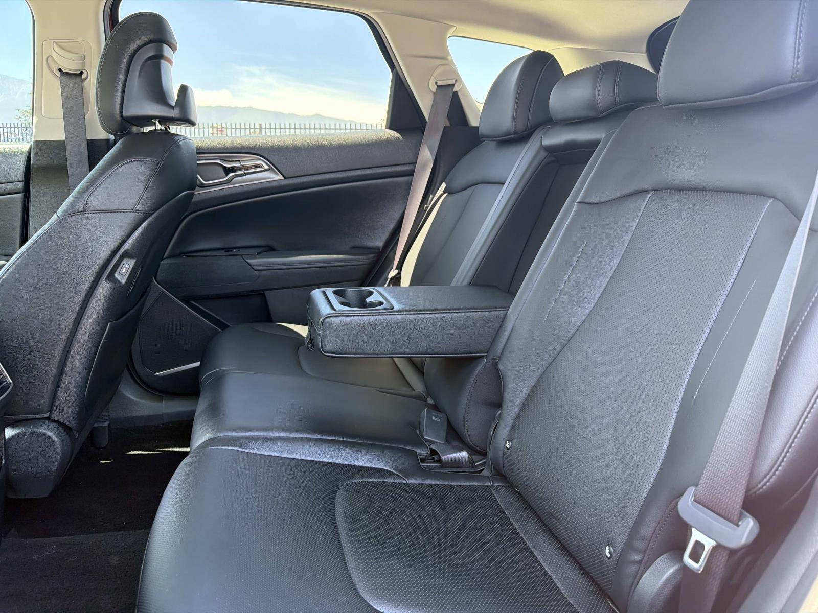 2025 Kia Sportage SX