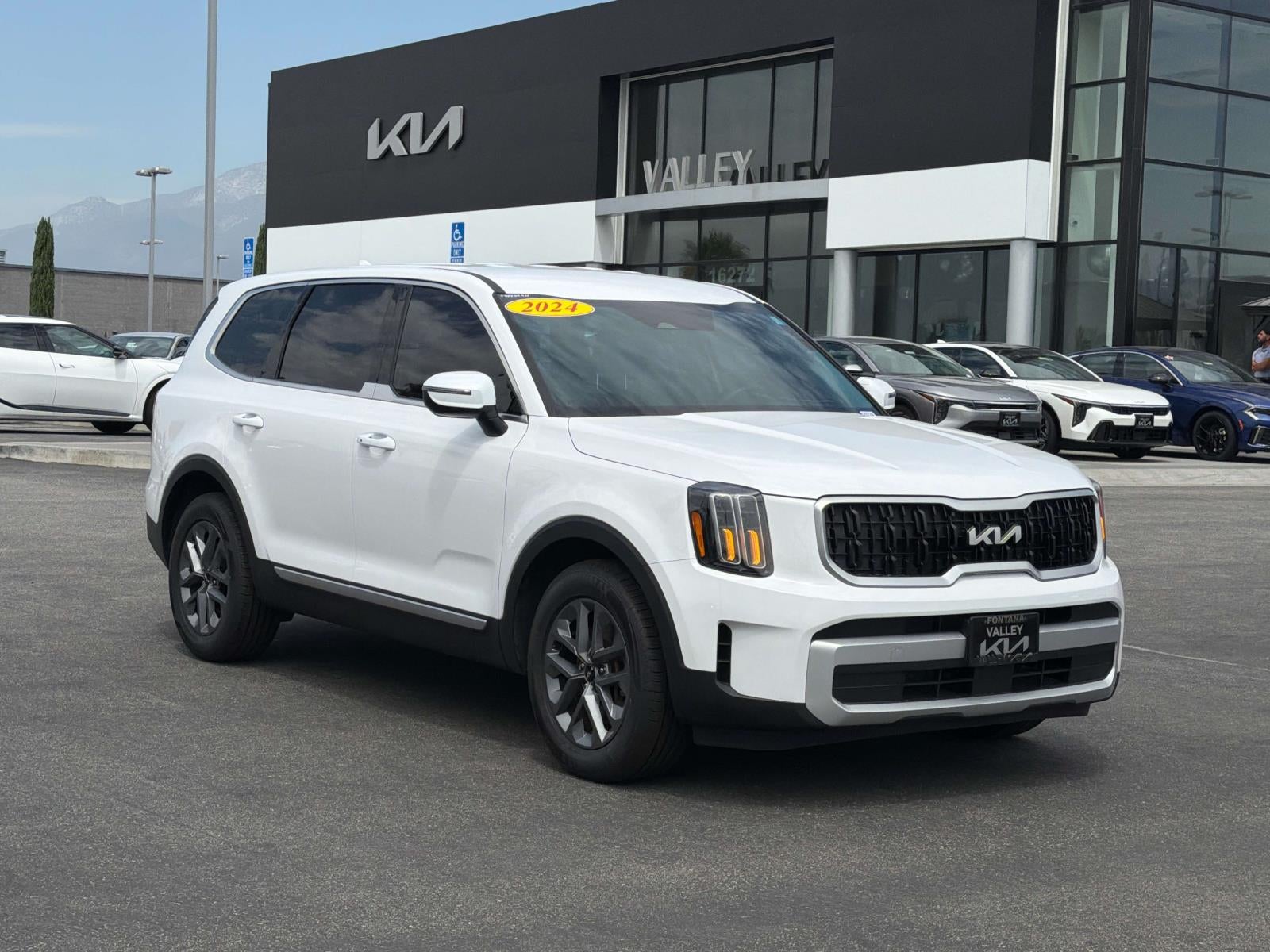 2024 Kia Telluride LX