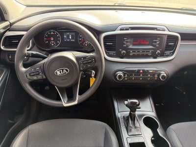 2016 Kia Sorento L