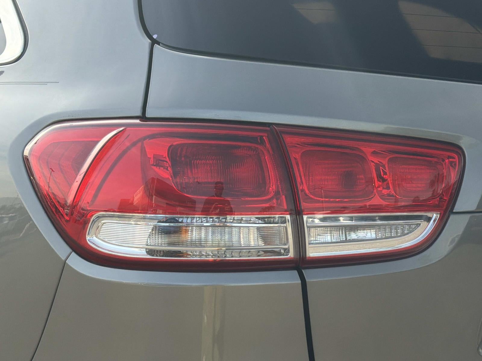 2016 Kia Sorento L