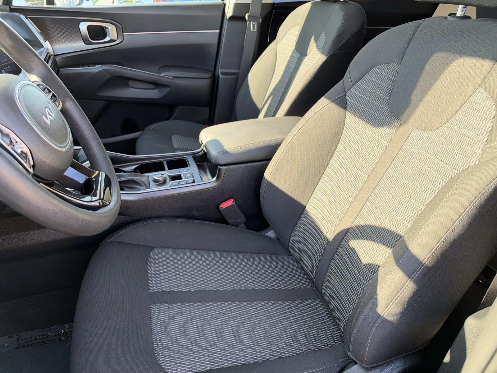 2025 Kia Sorento LX