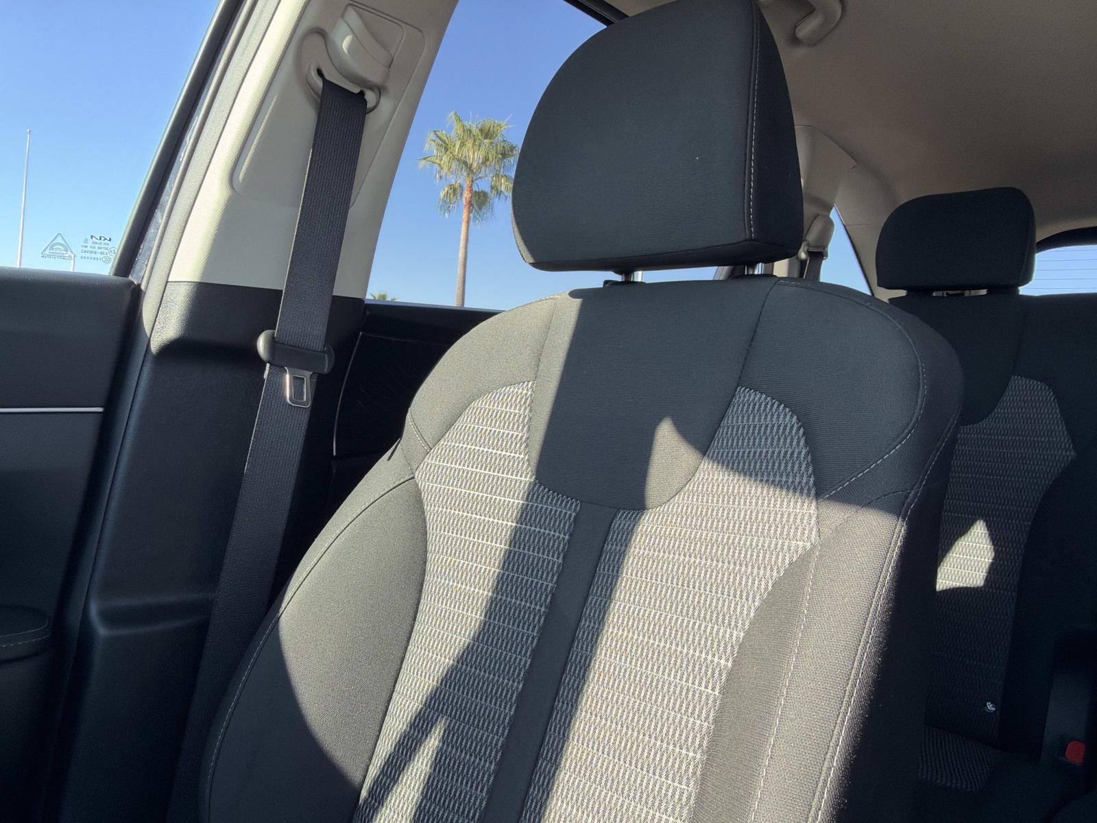 2025 Kia Sorento LX