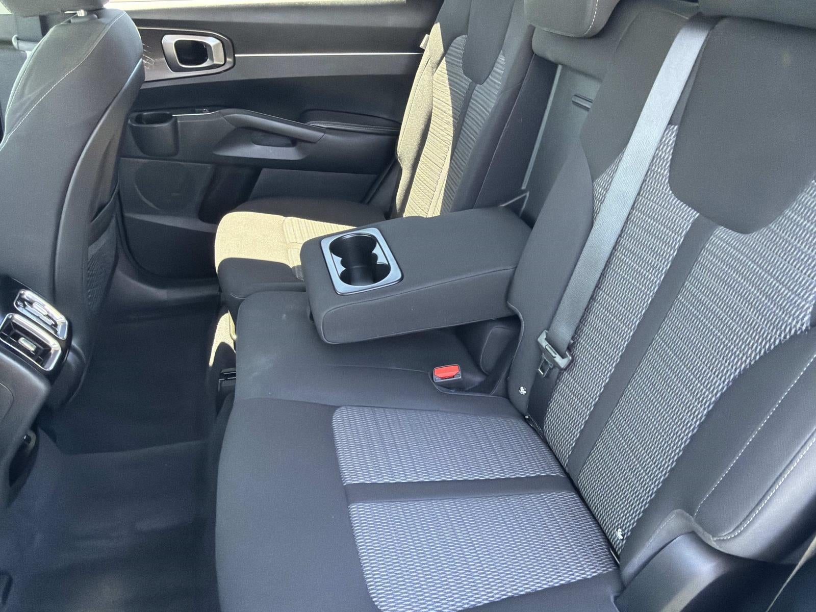 2024 Kia Sorento LX