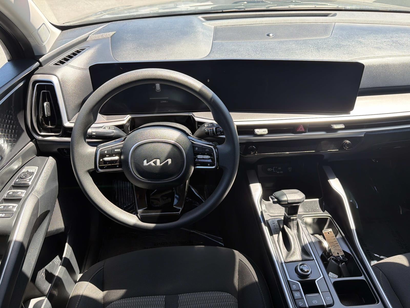2024 Kia Sorento LX