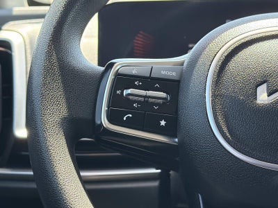 2024 Kia Sorento LX
