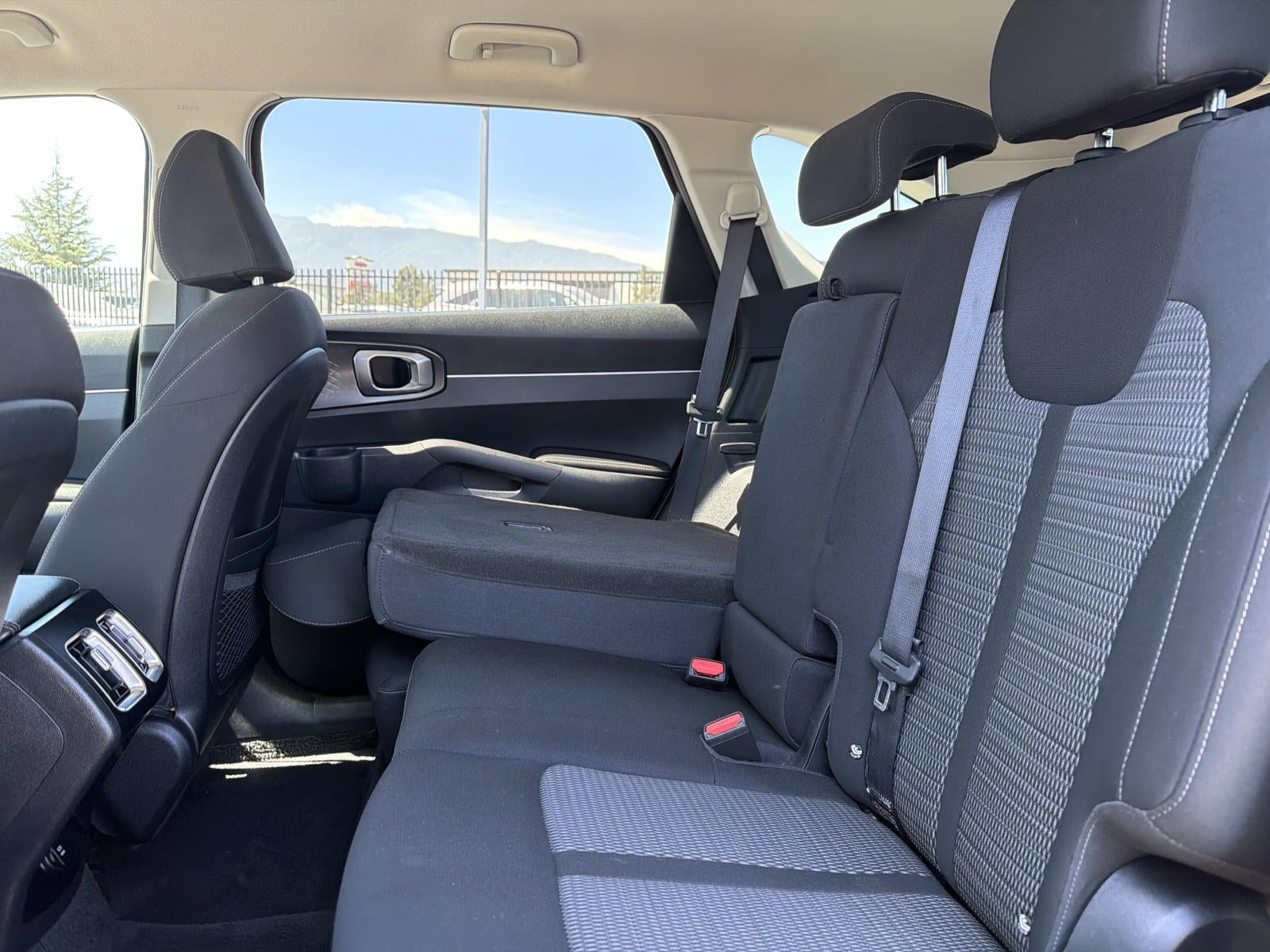 2024 Kia Sorento LX
