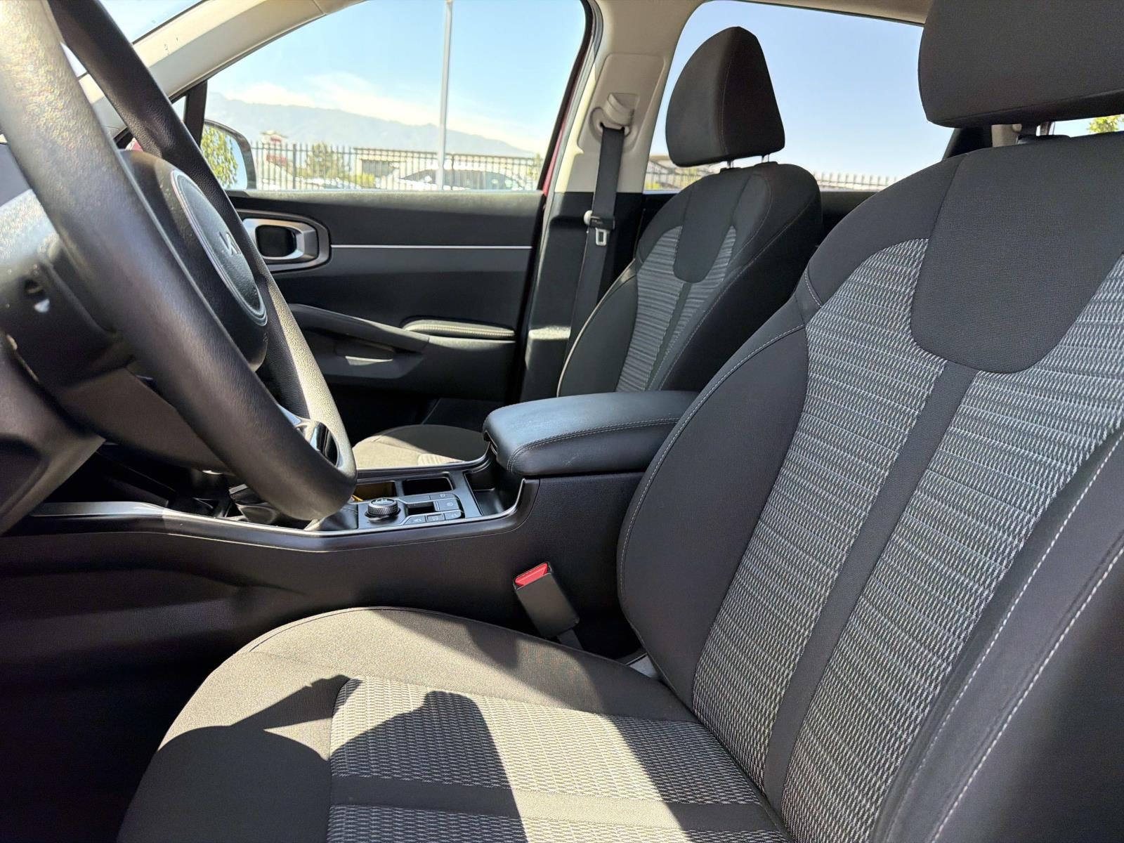 2024 Kia Sorento LX