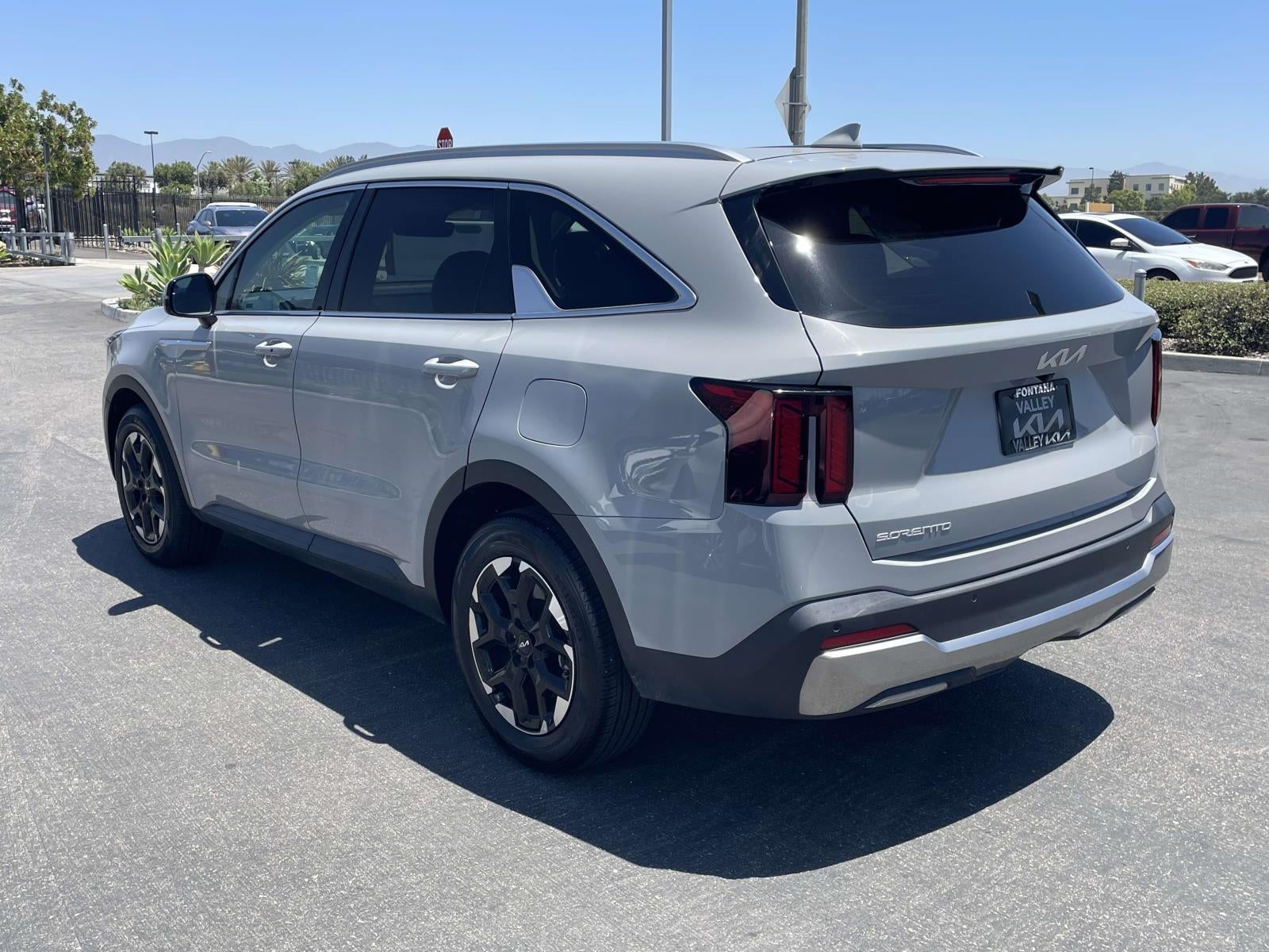 2025 Kia Sorento S