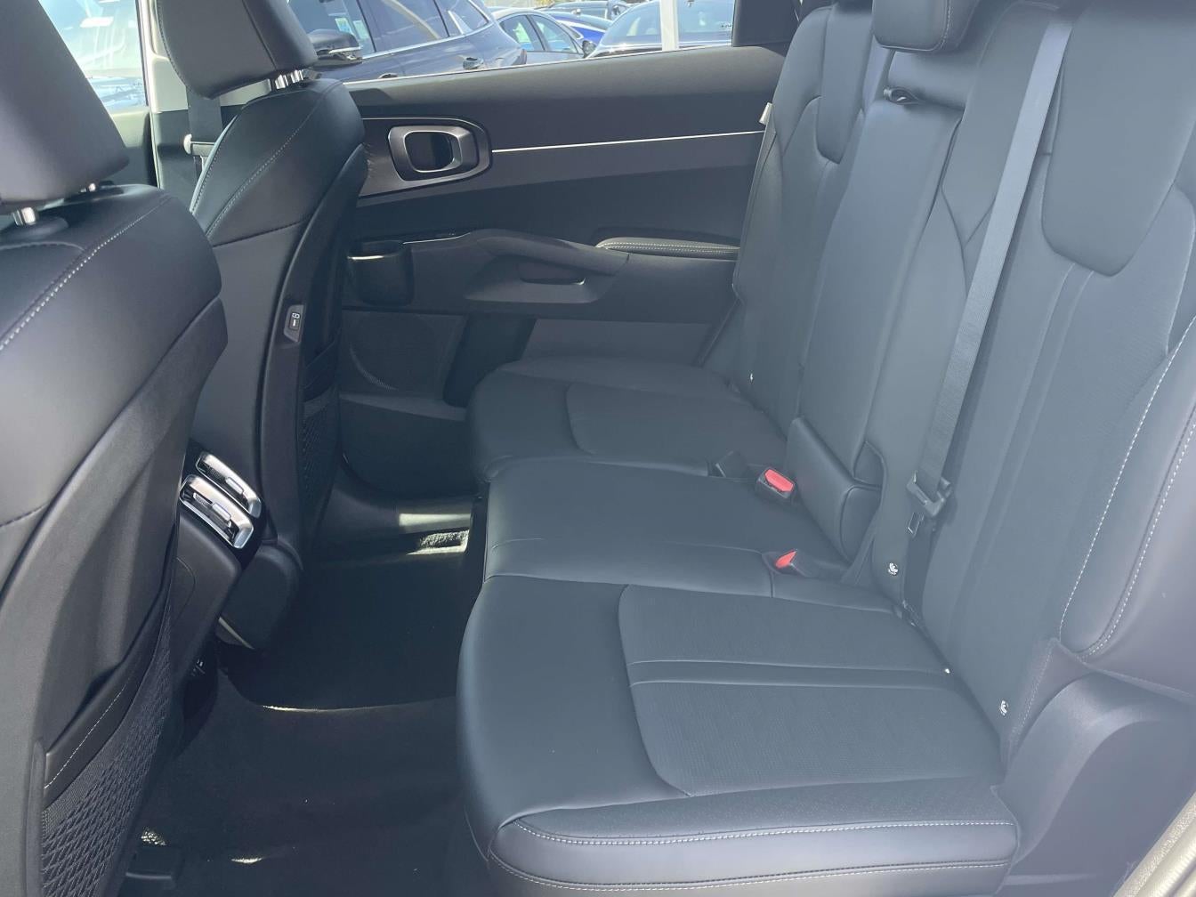 2026 Kia Sorento Base