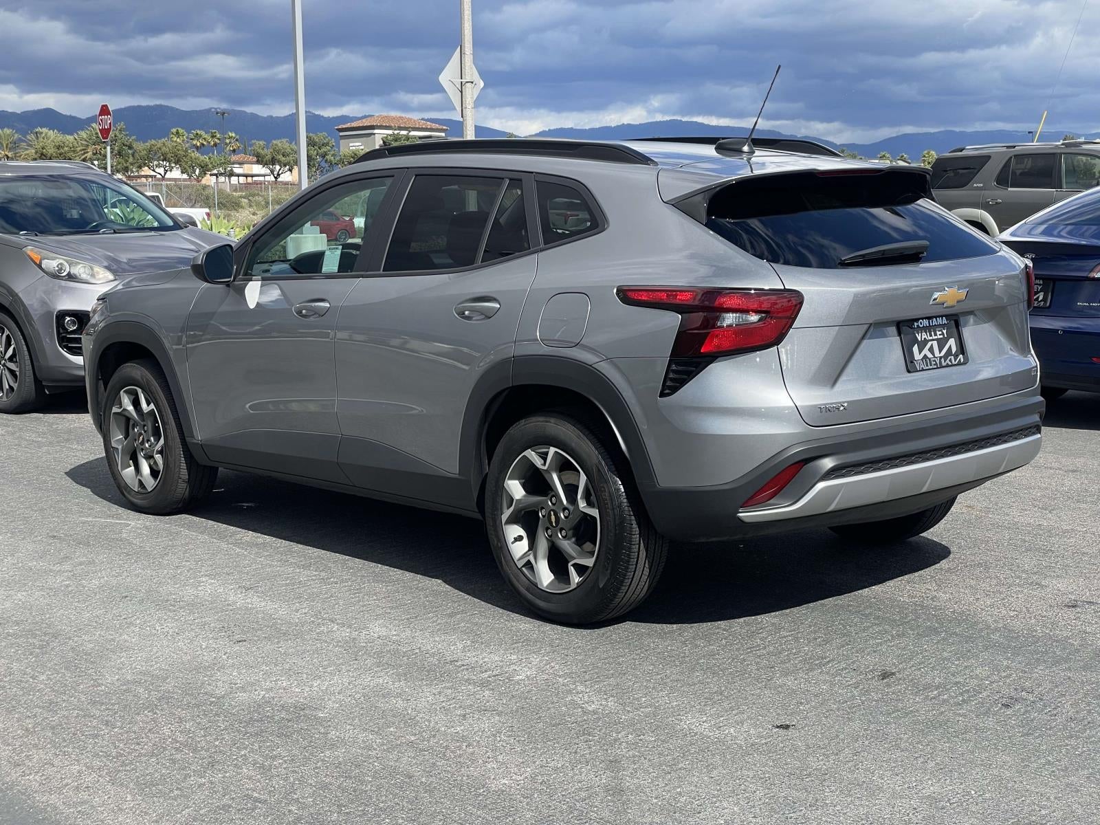 2025 Chevrolet TRAX LT