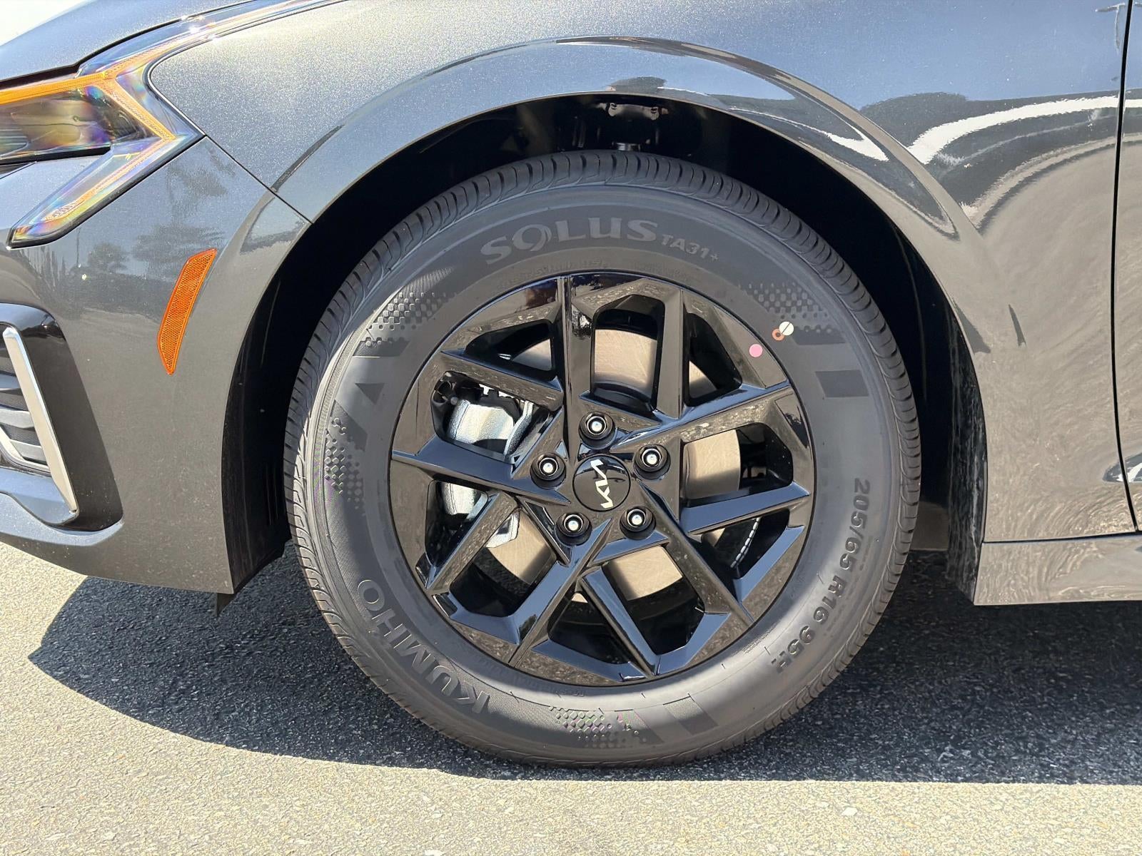 2026 Kia K5 LXS
