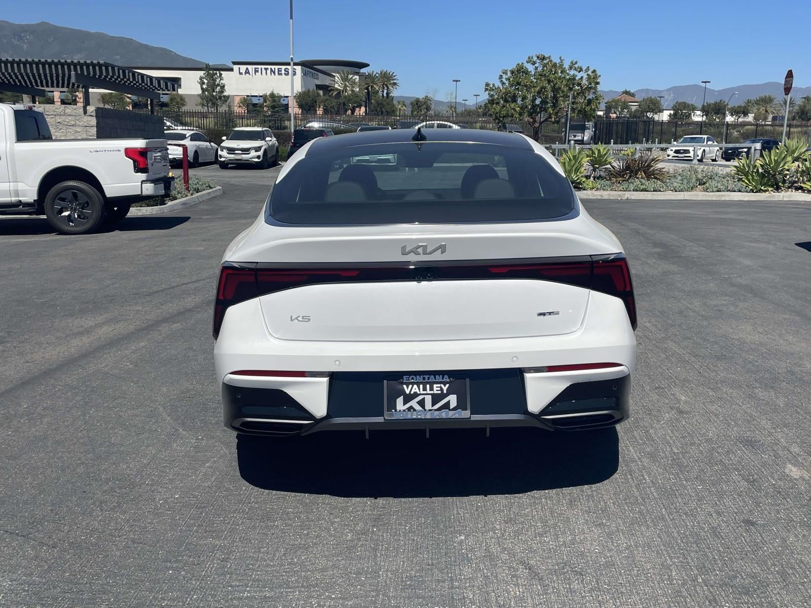 2026 Kia K5 Base