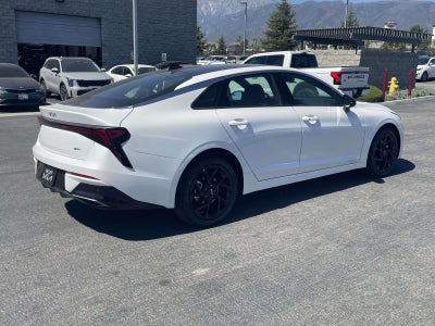 2026 Kia K5 Base