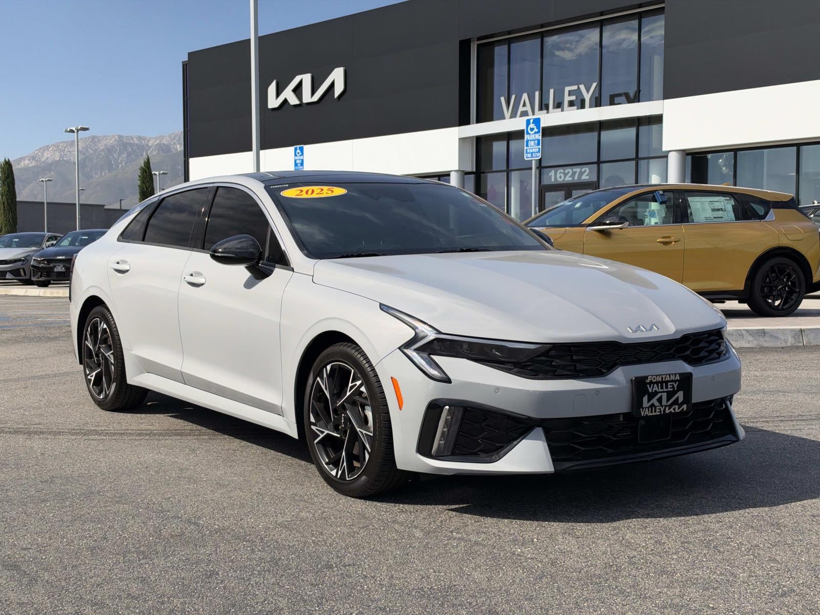 2025 Kia K5 GT-Line