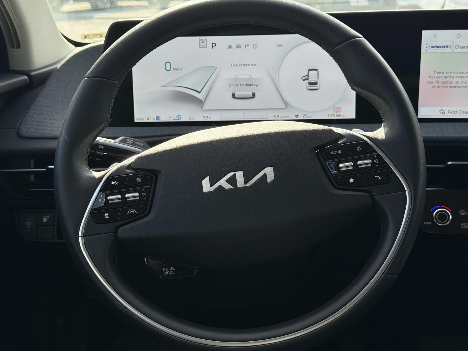 2023 Kia EV6 Light
