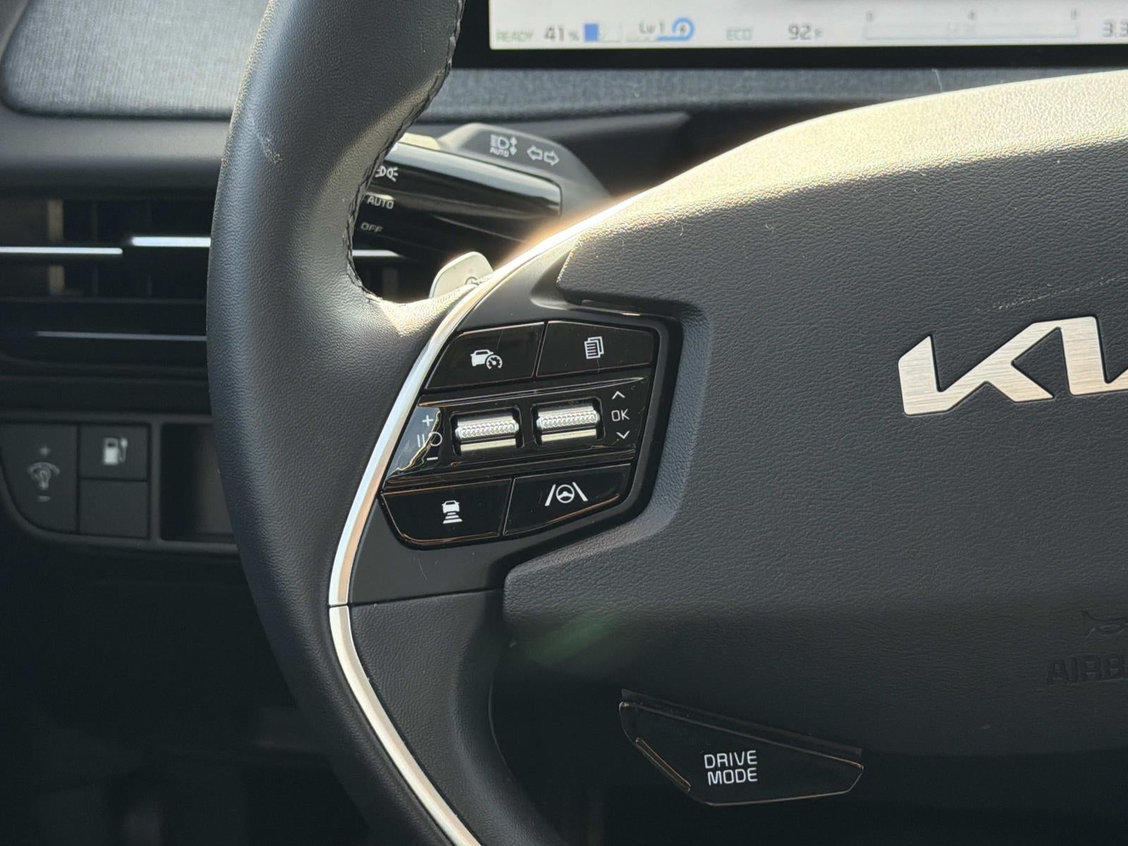 2023 Kia EV6 Light