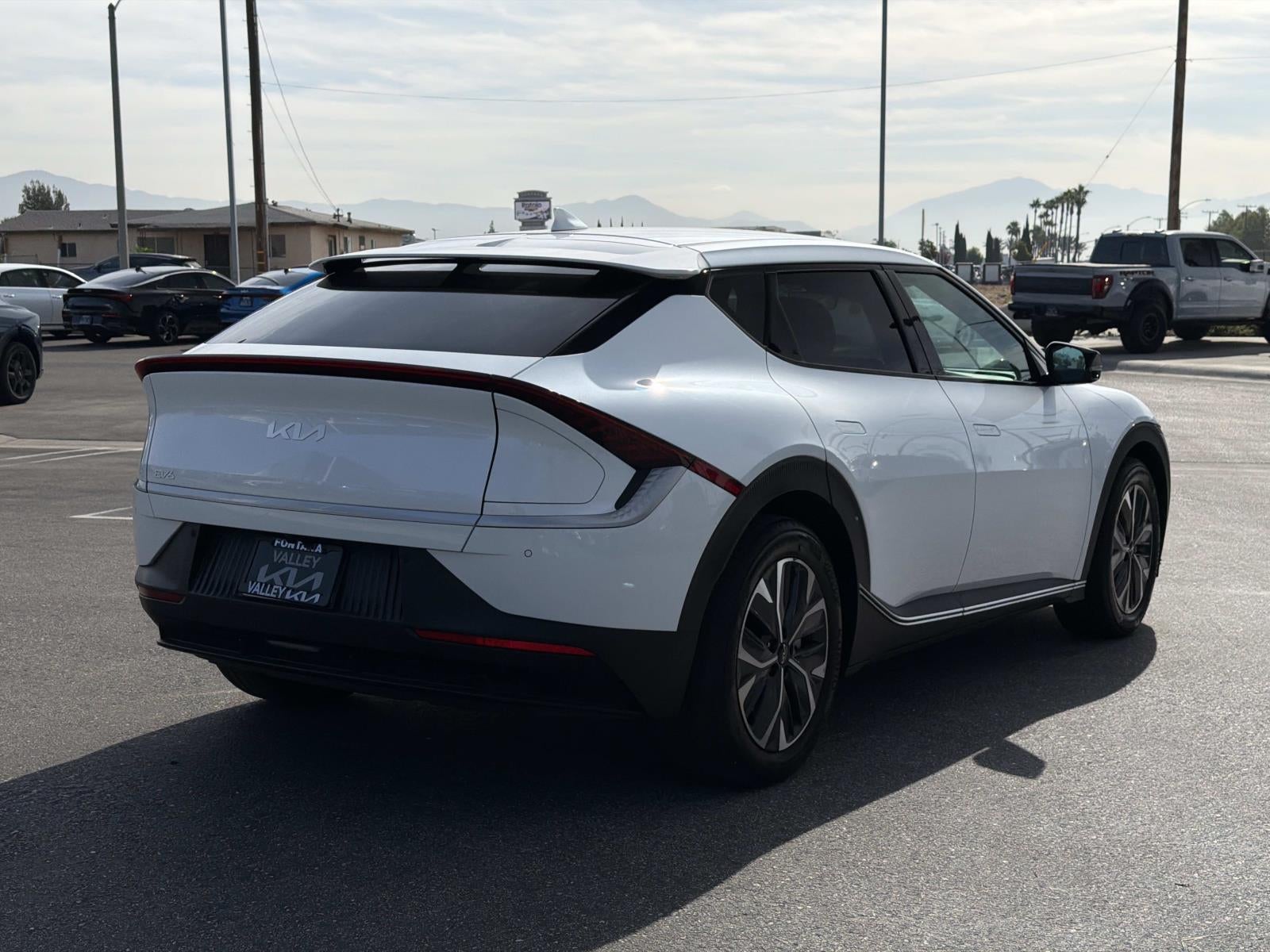2023 Kia EV6 Light