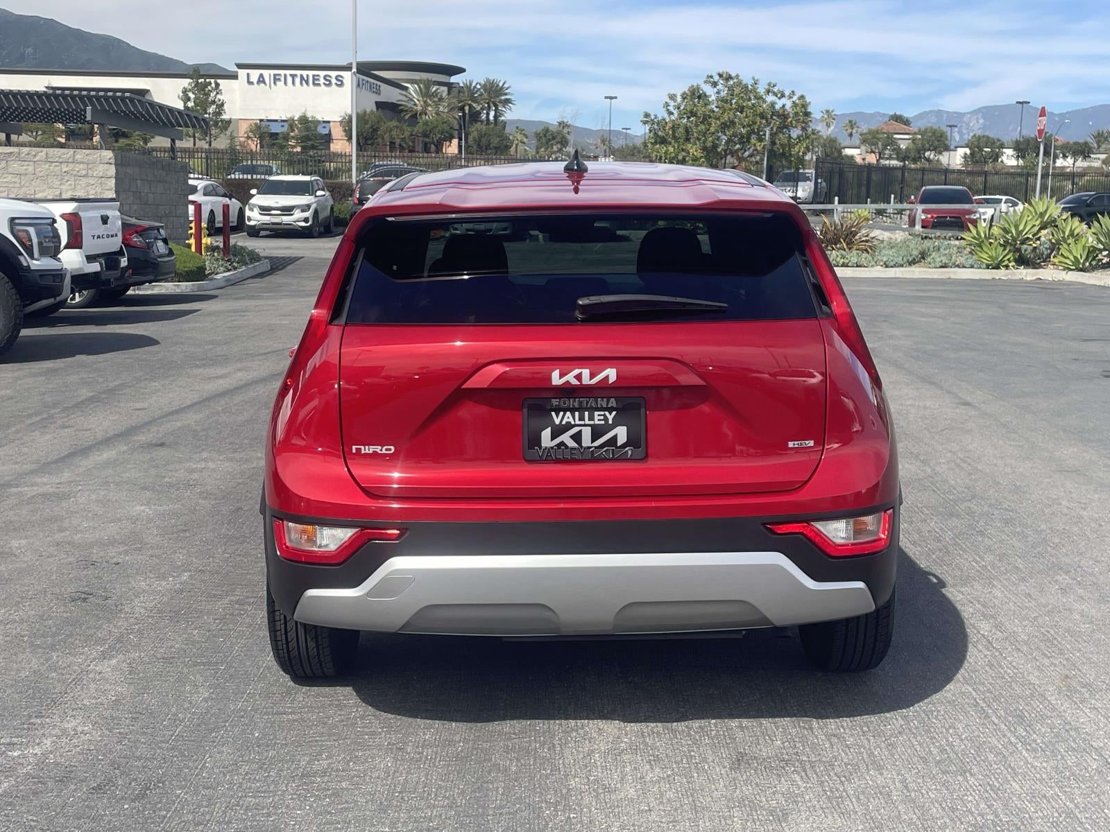 2023 Kia Niro LX