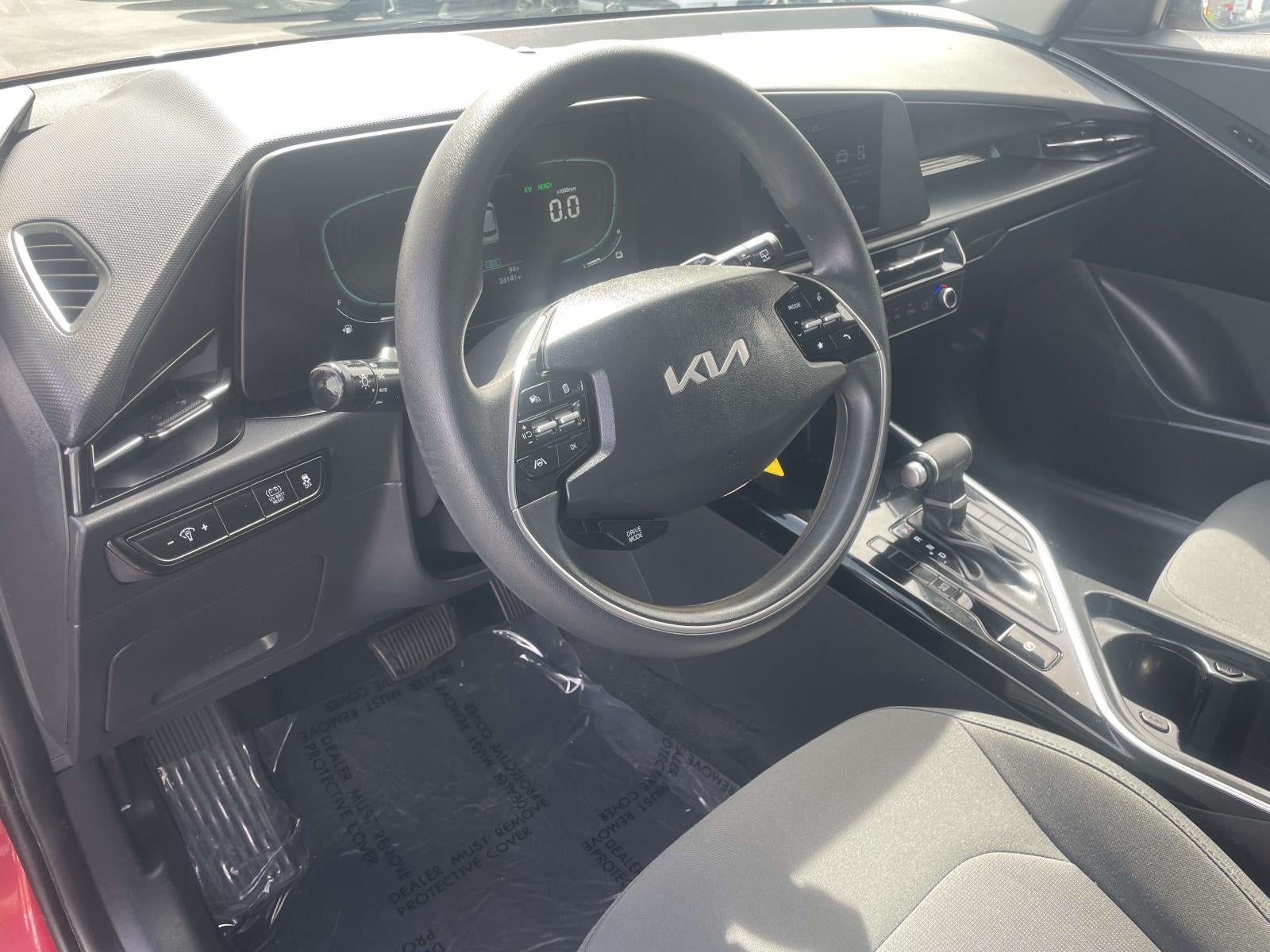 2023 Kia Niro LX
