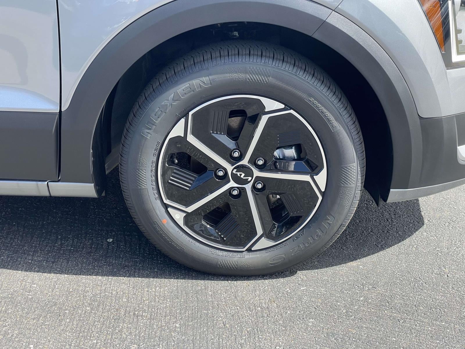 2026 Kia Niro LX