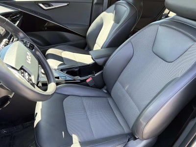 2025 Kia Niro EV Wind