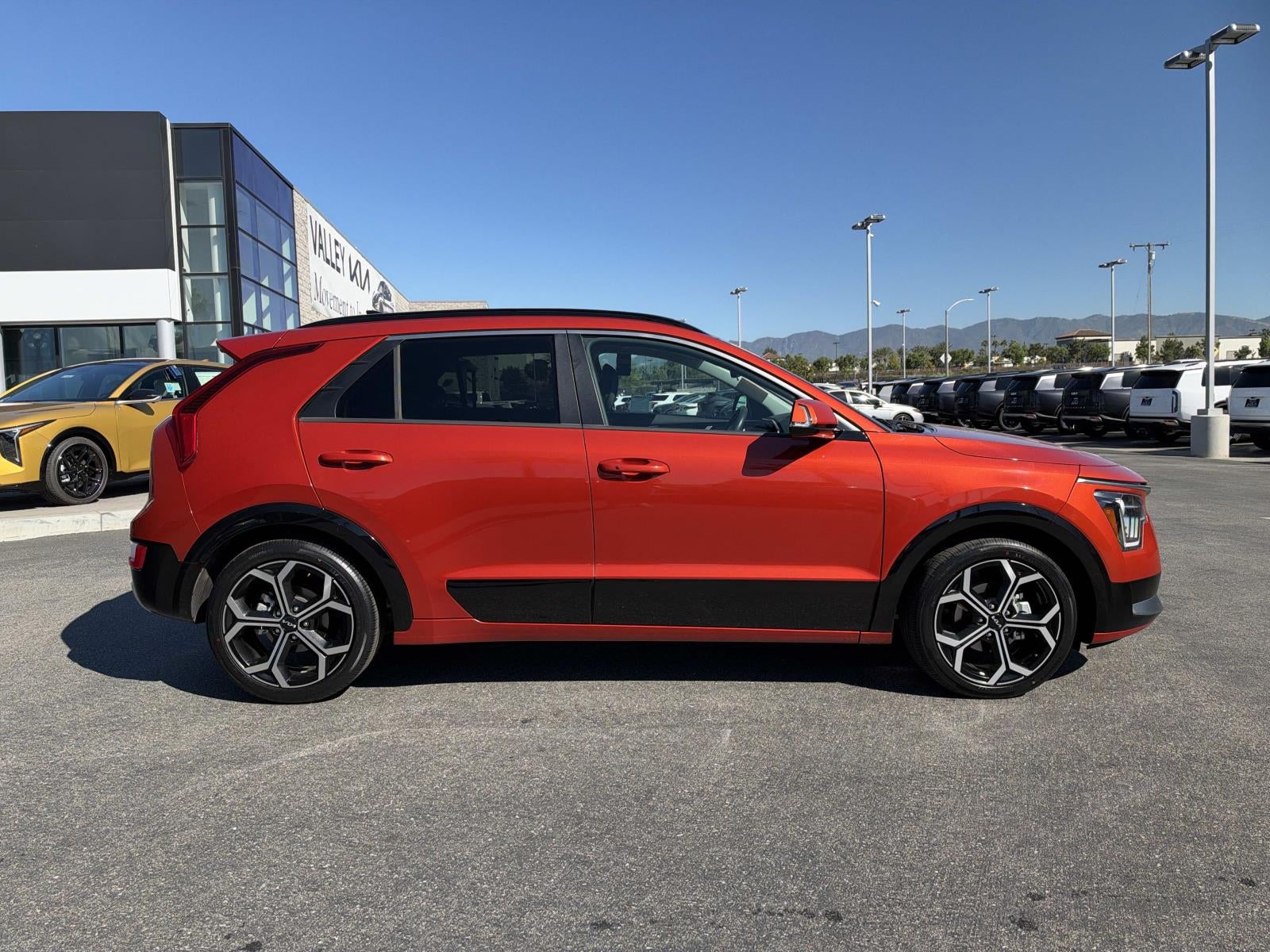 2023 Kia Niro EX Touring