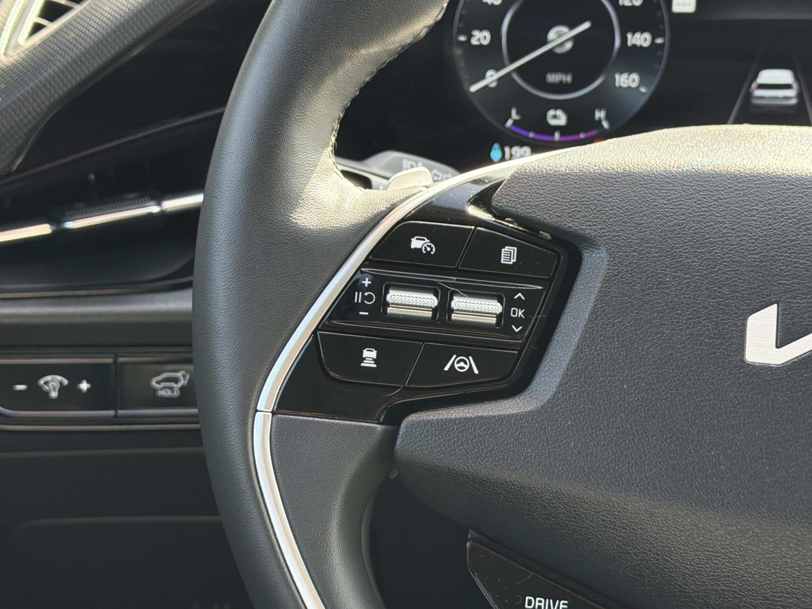 2023 Kia Niro EV SX