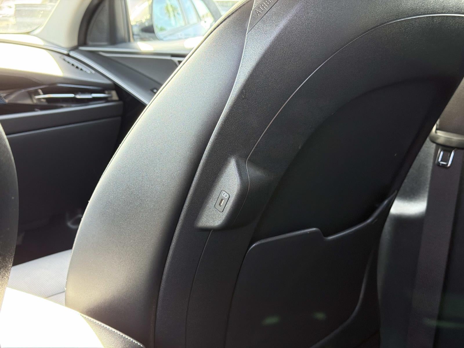 2023 Kia Niro EV SX