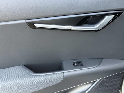 2023 Kia Niro EV SX