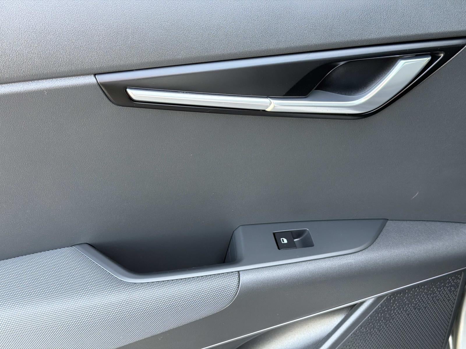 2023 Kia Niro EV SX