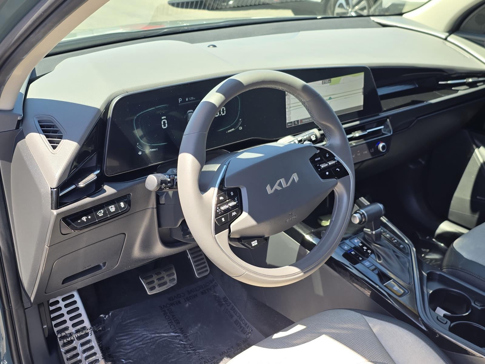 2024 Kia Niro SX Touring