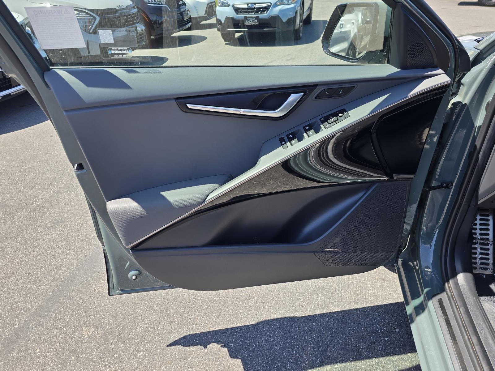 2024 Kia Niro SX Touring
