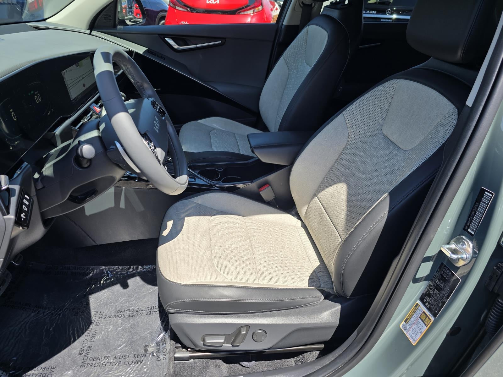 2024 Kia Niro SX Touring