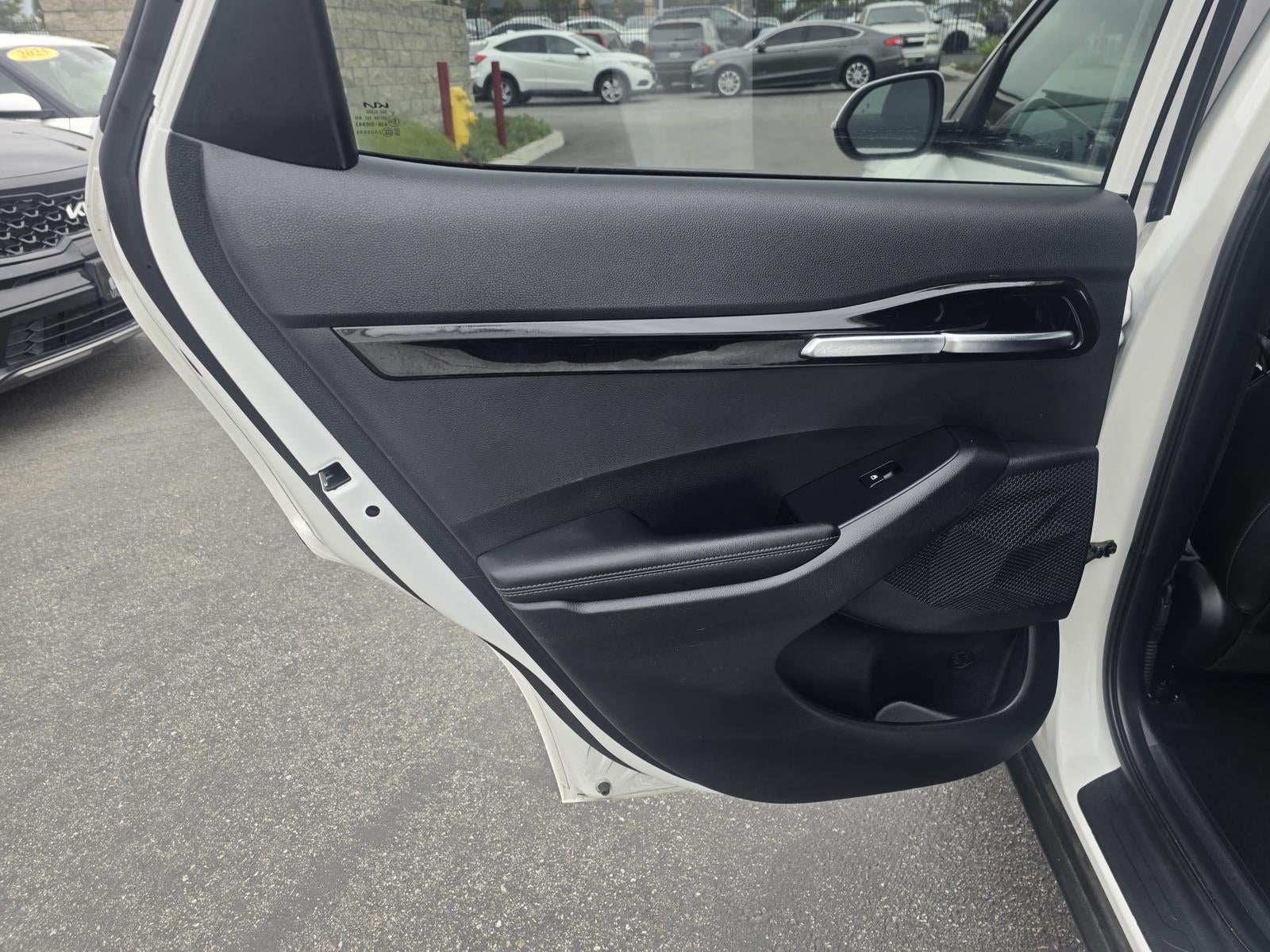 2025 Kia Seltos EX