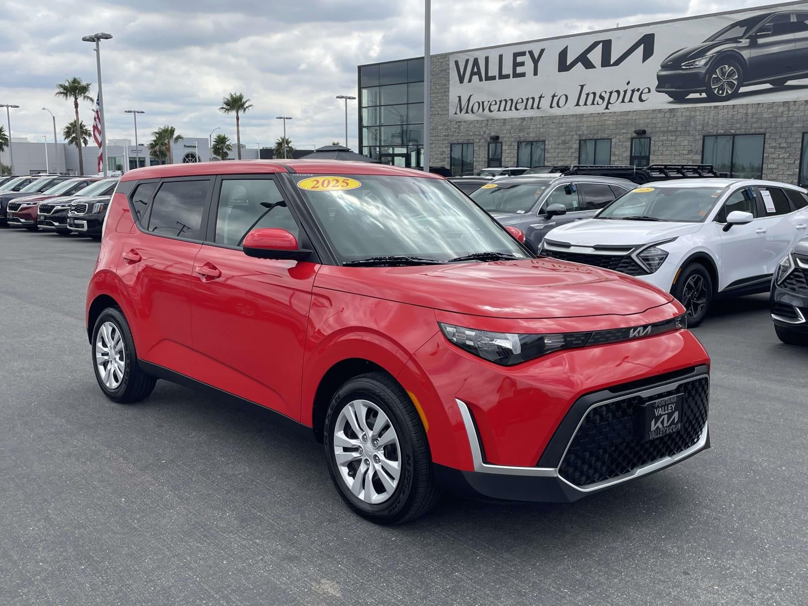 2025 Kia Soul 2.0L LX IVT's photo