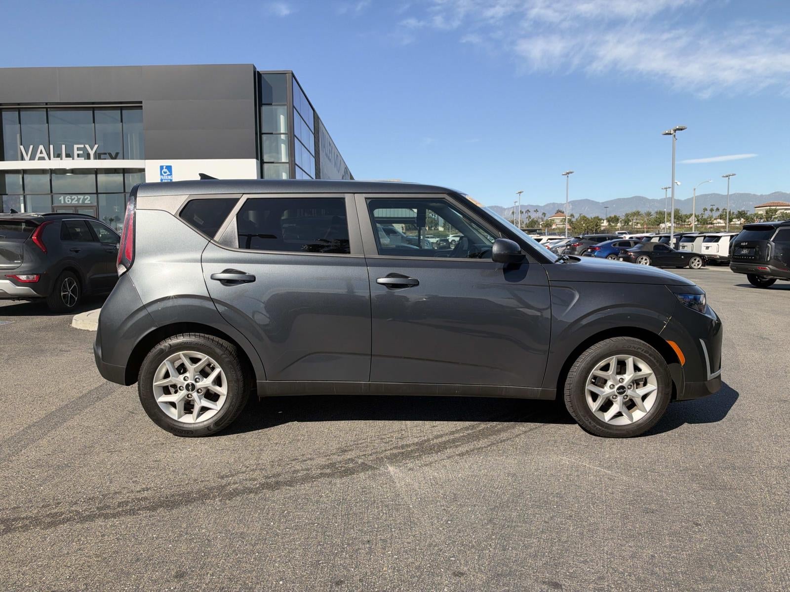 2023 Kia Soul LX