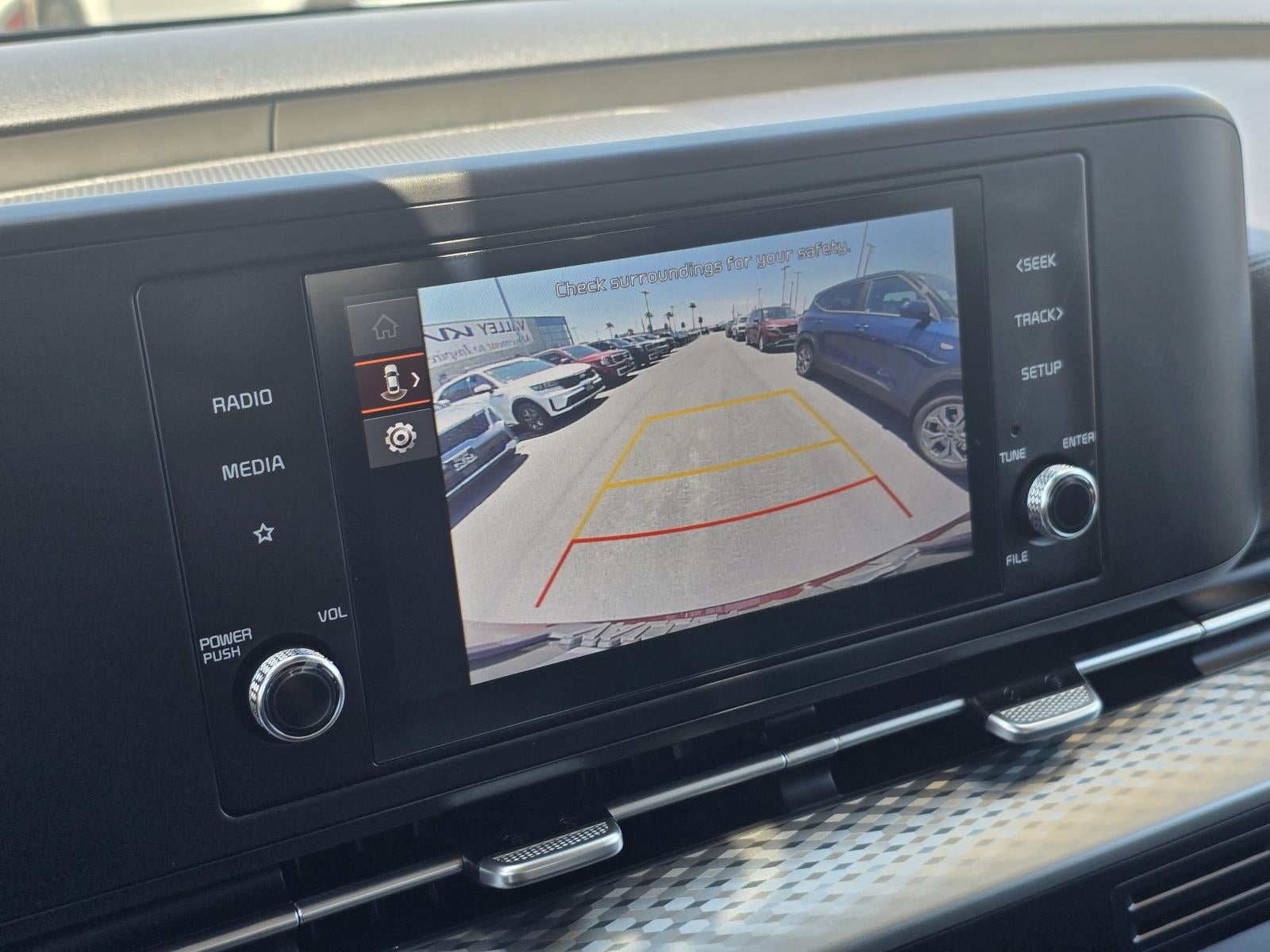 2024 Kia Carnival LX
