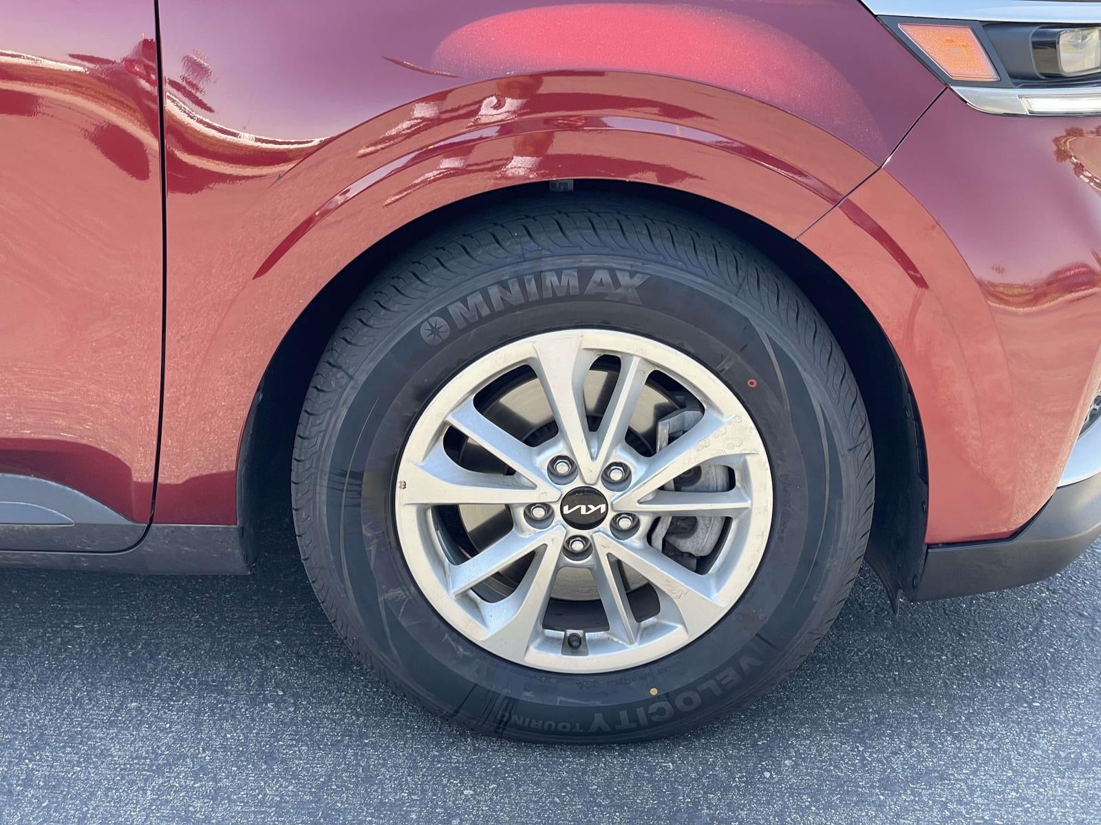 2023 Kia Carnival LX