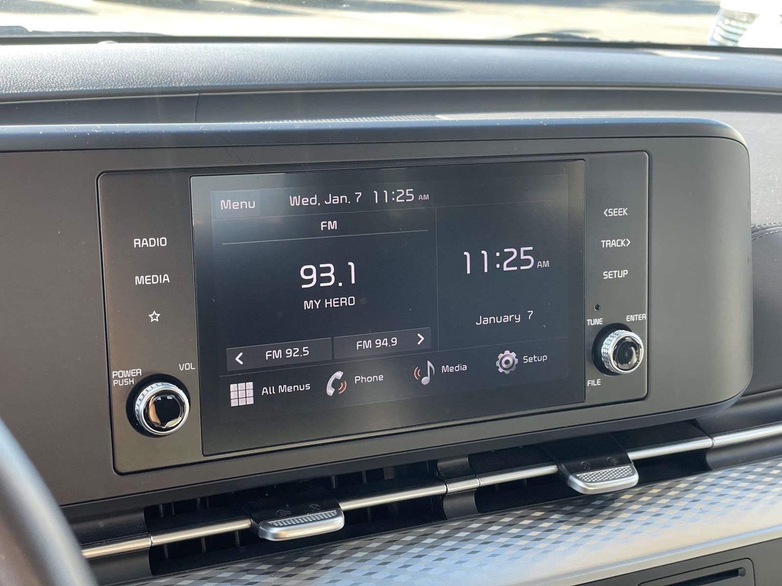 2024 Kia Carnival LX