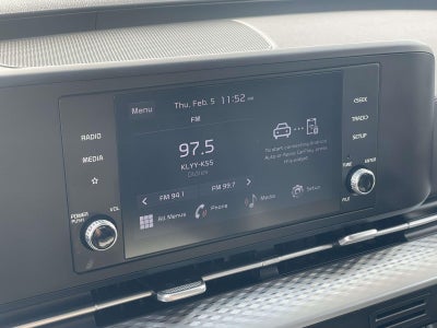 2024 Kia Carnival LX