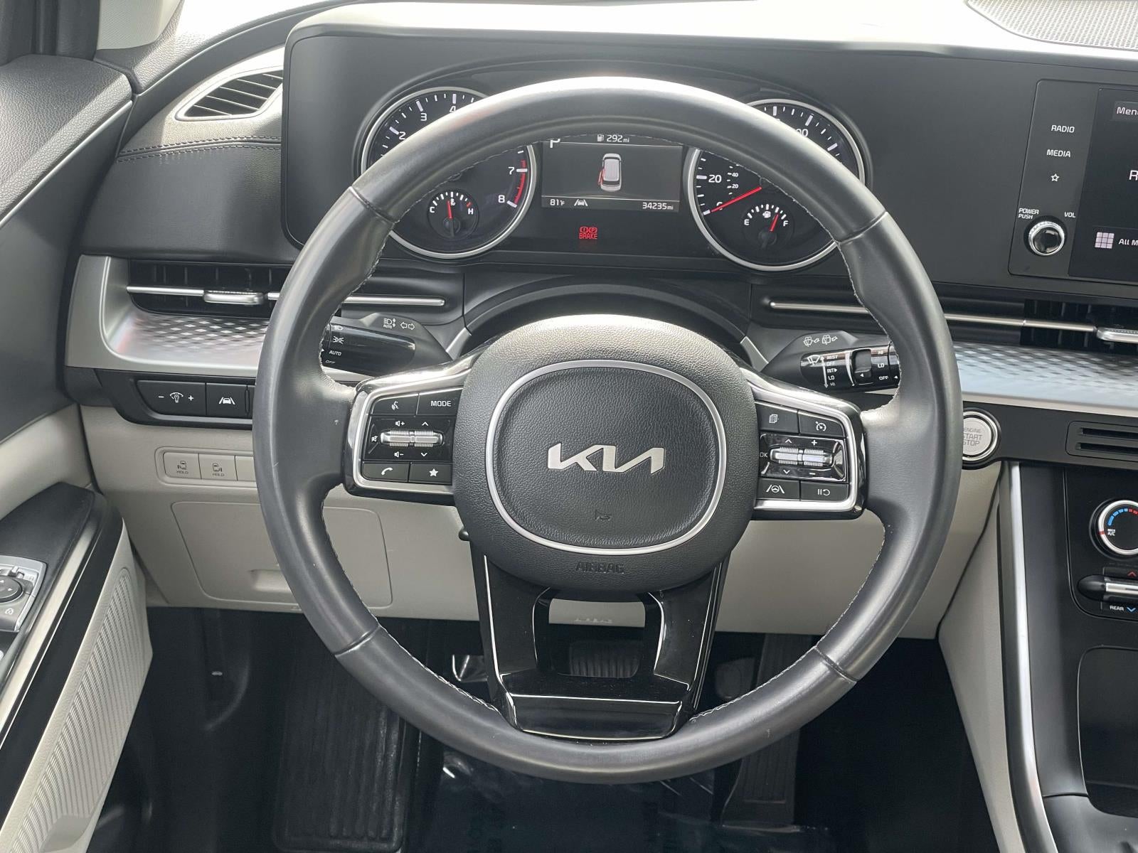 2024 Kia Carnival LX