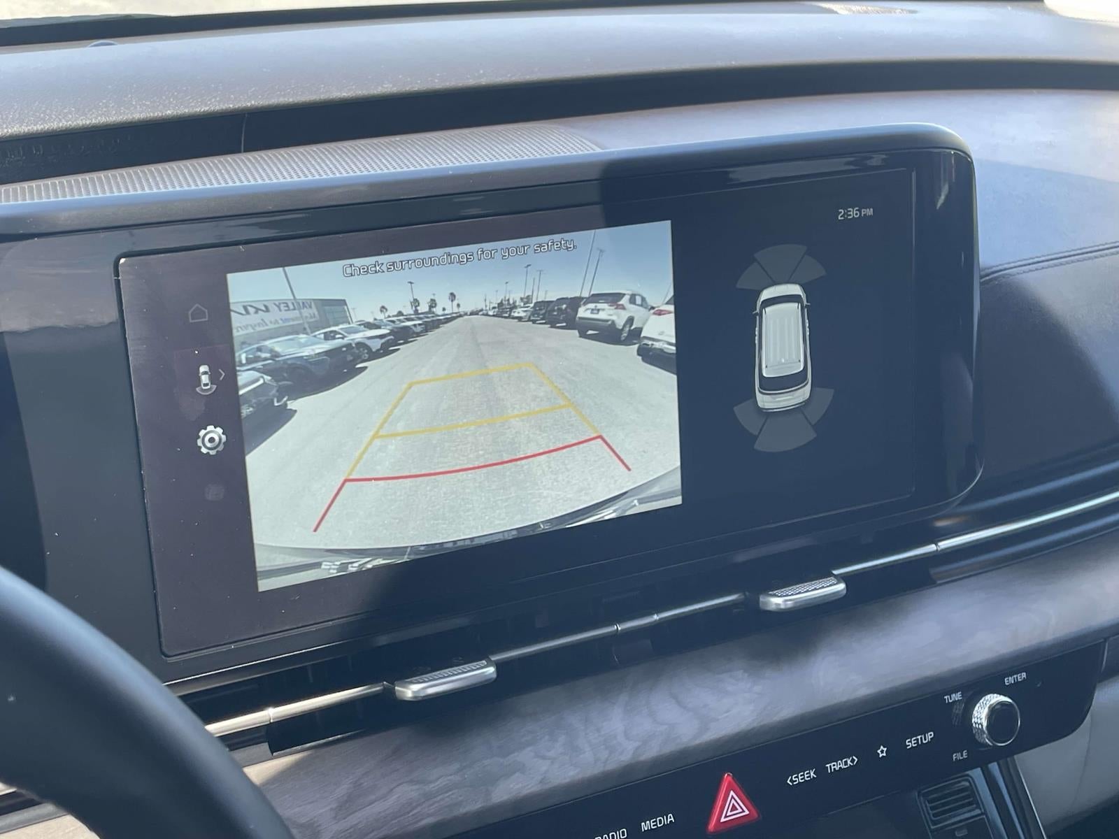 2023 Kia Carnival EX