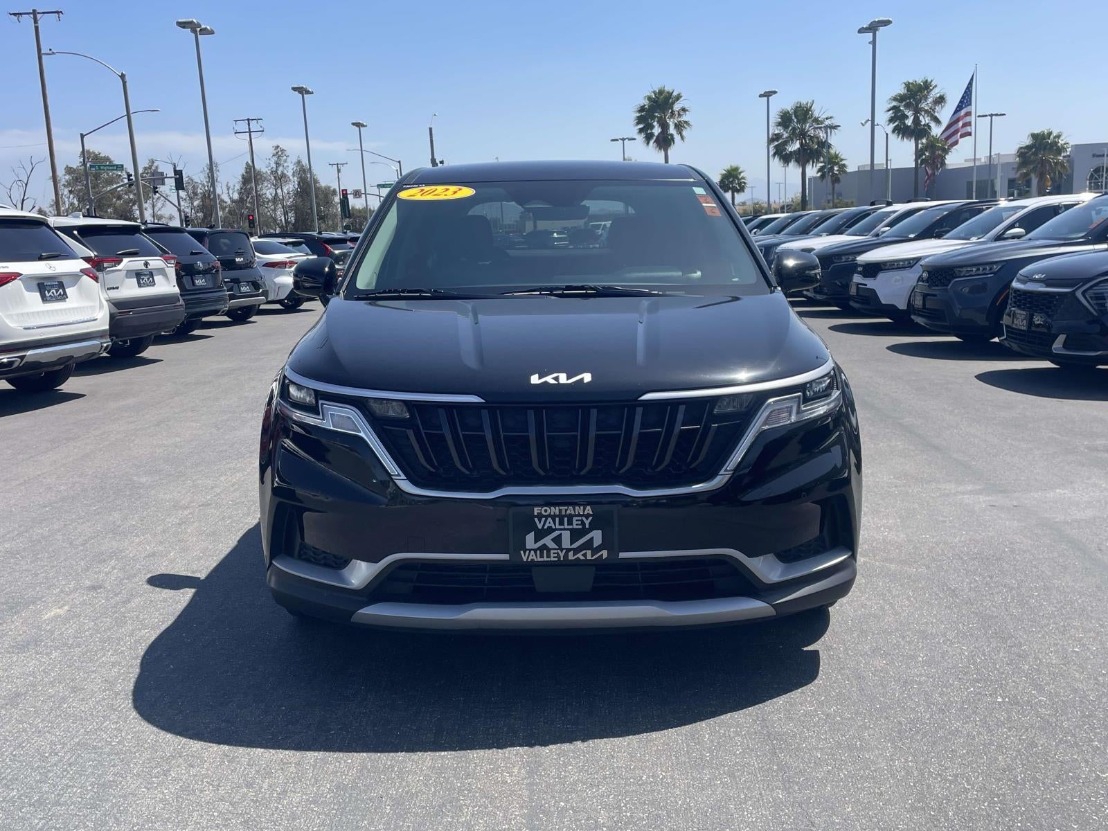 2023 Kia Carnival EX