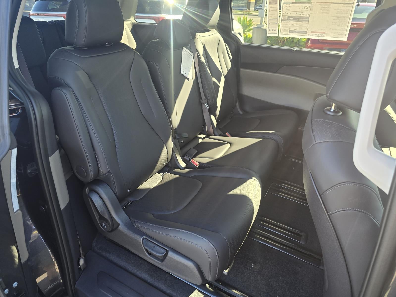 2026 Kia Carnival EX