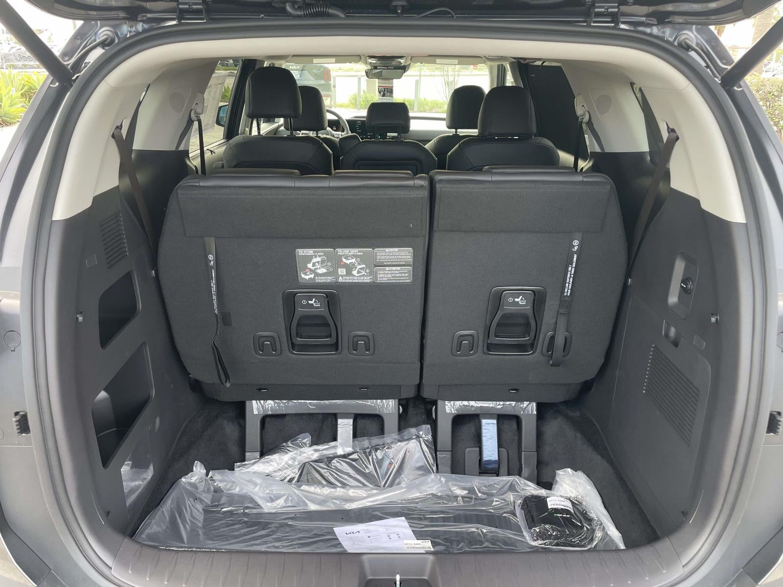 2026 Kia Carnival Hybrid EX