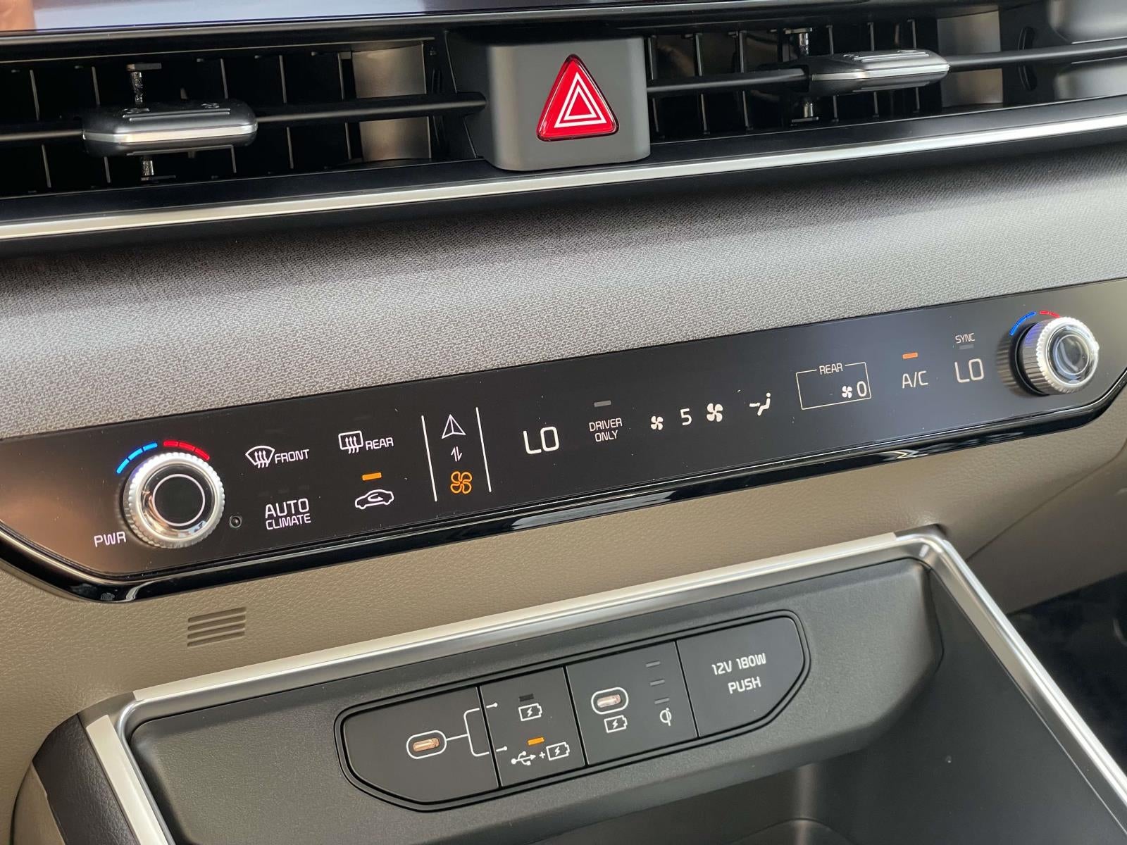 2026 Kia Carnival Hybrid EX