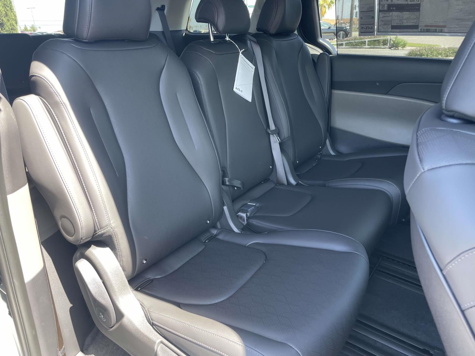 2026 Kia Carnival Hybrid EX